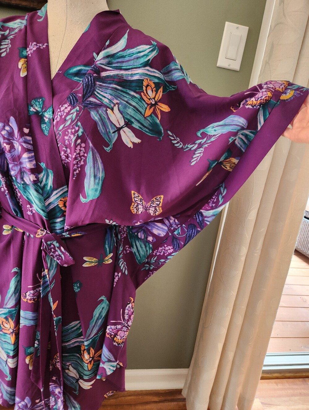 Soma Kimono Robe - Picture 4 of 7